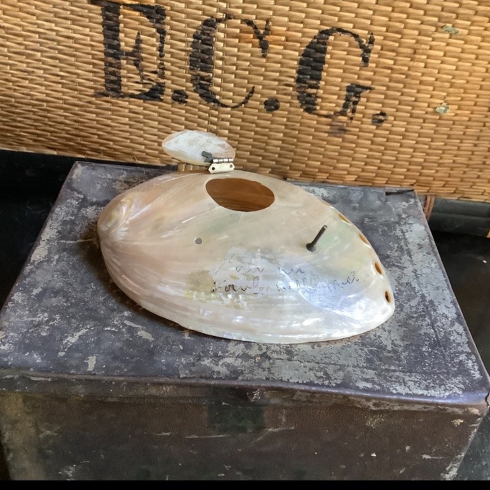 Antique / Vintage Mother of Pearl Abalone Ink Well - Picture 9 of 11